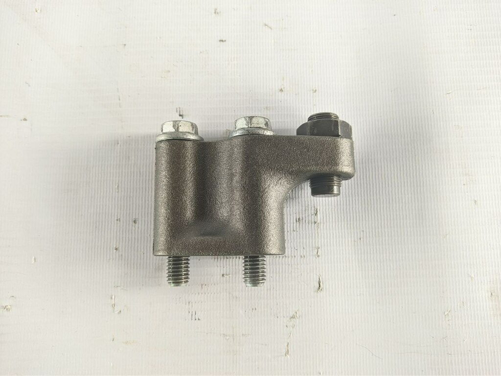 кронштейн блока коромысел D2066 б/у - 1